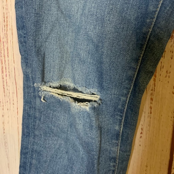 “Tompkins” Distressed Cropped Skinny Jeans { Polo Ralph Lauren } - Picture 5 of 14